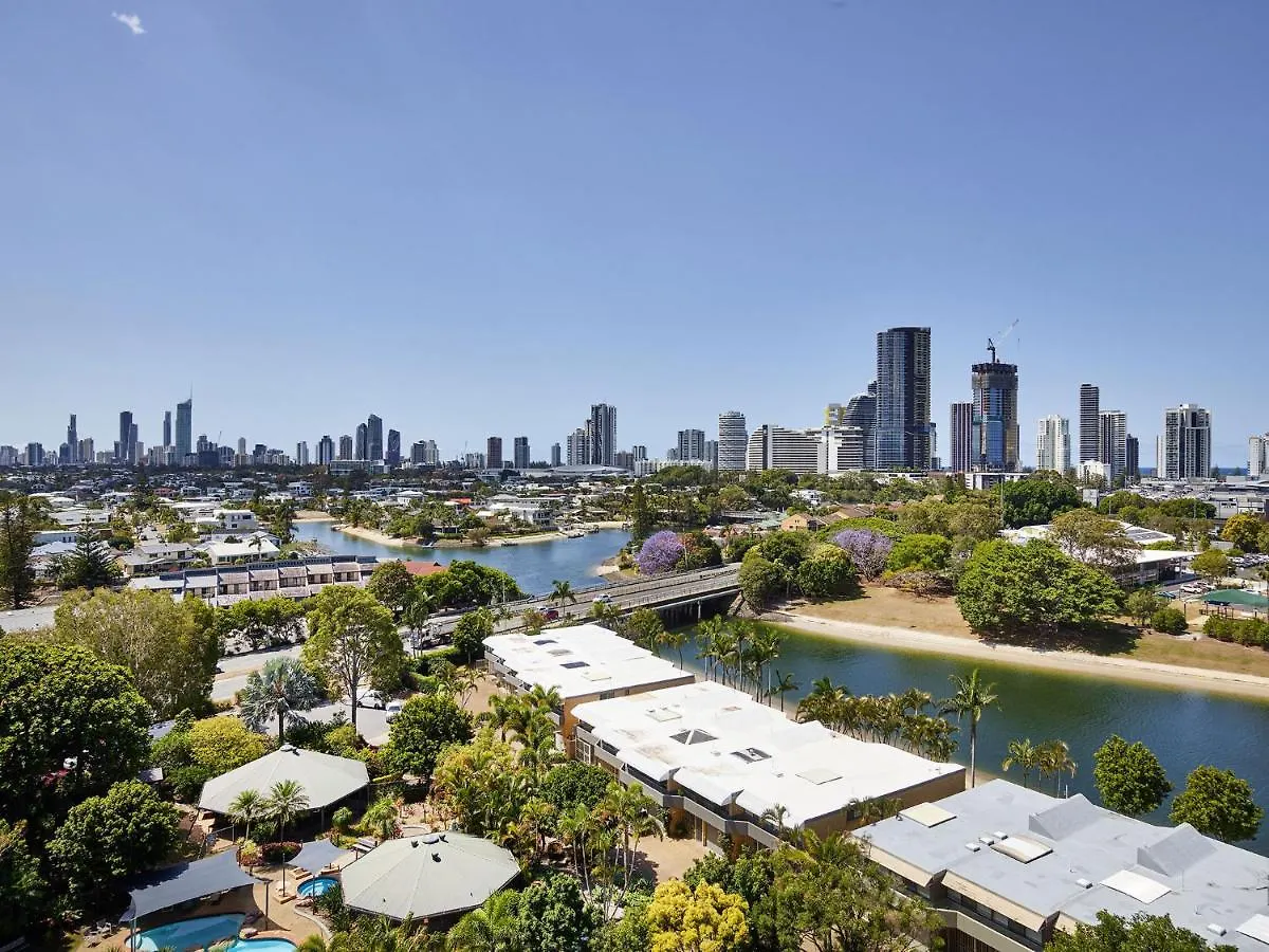 Supa Sized 3 Bedroom 2 Bath Gold Coast