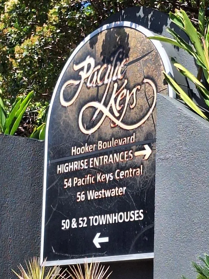 Supa Sized 3 Bedroom 2 Bath Gold Coast Australia