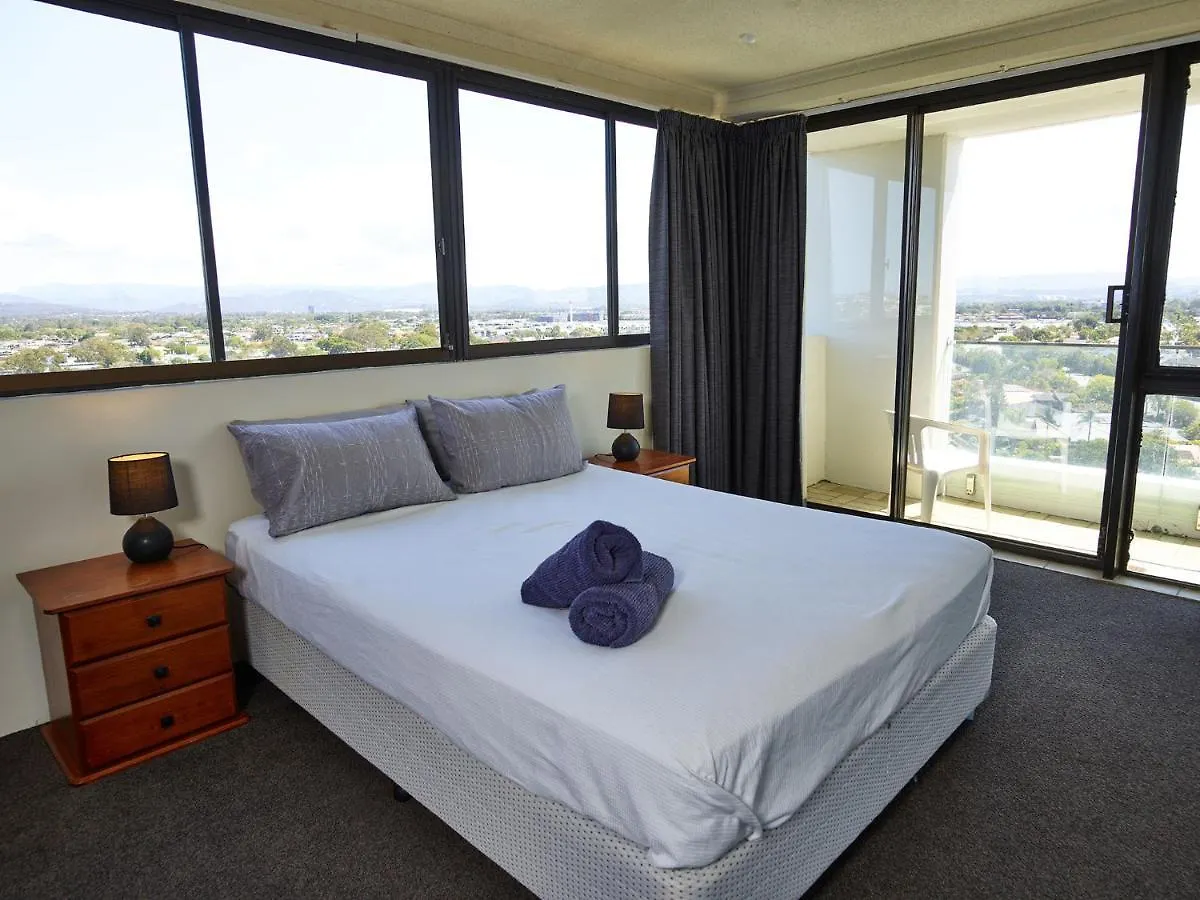 Supa Sized 3 Bedroom 2 Bath Gold Coast 0*,  Australia